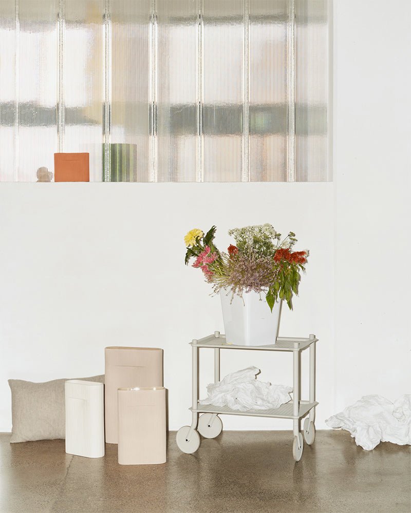 Flow Small - Light grey trolley - Perforated metal