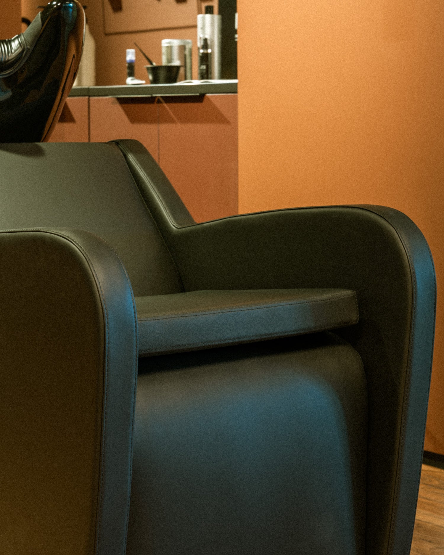 Clyde - Black senior cushion